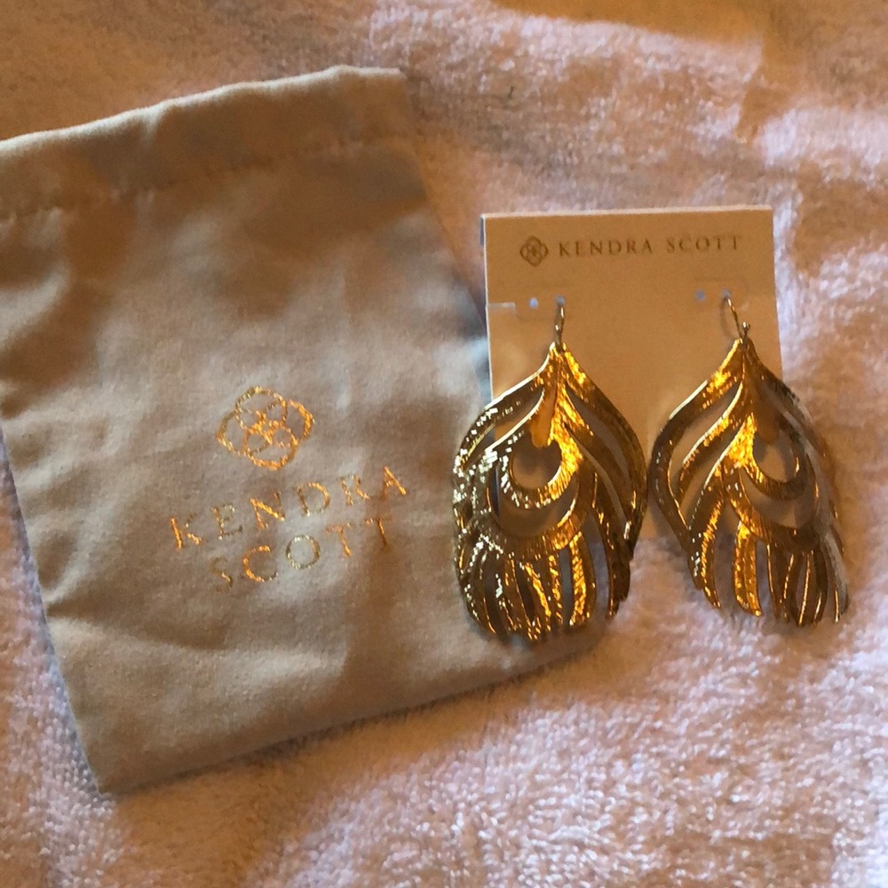 Kendra Scott earrings
